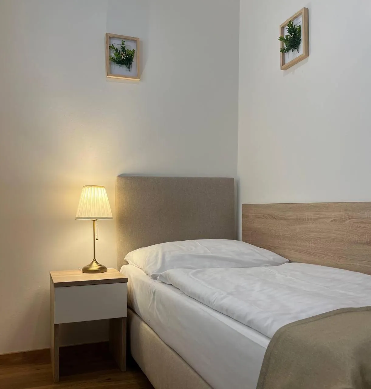 Small Rooms gallery image 5