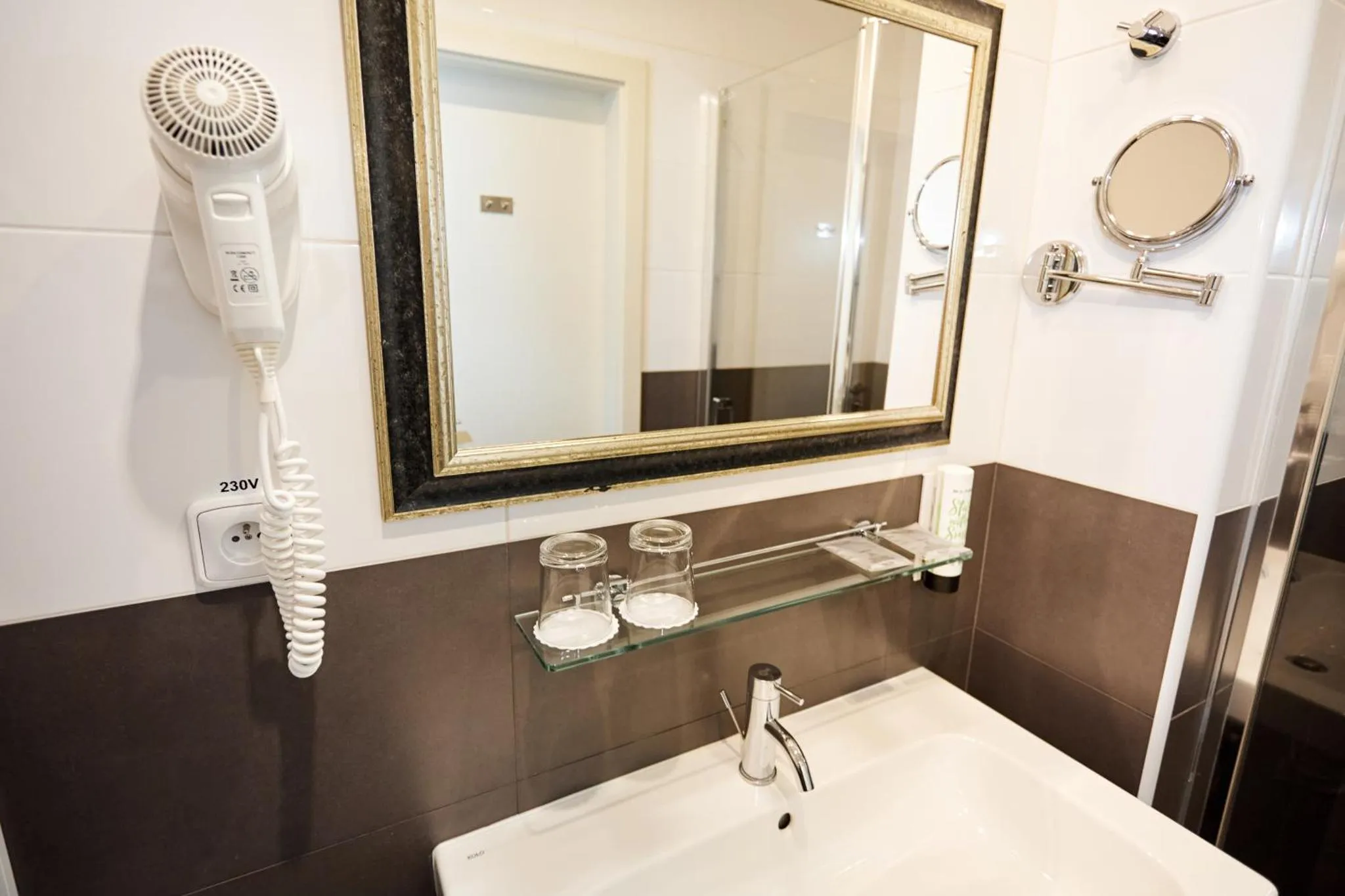 Náhled galerie Malý dvoulůžkový pokoj 4