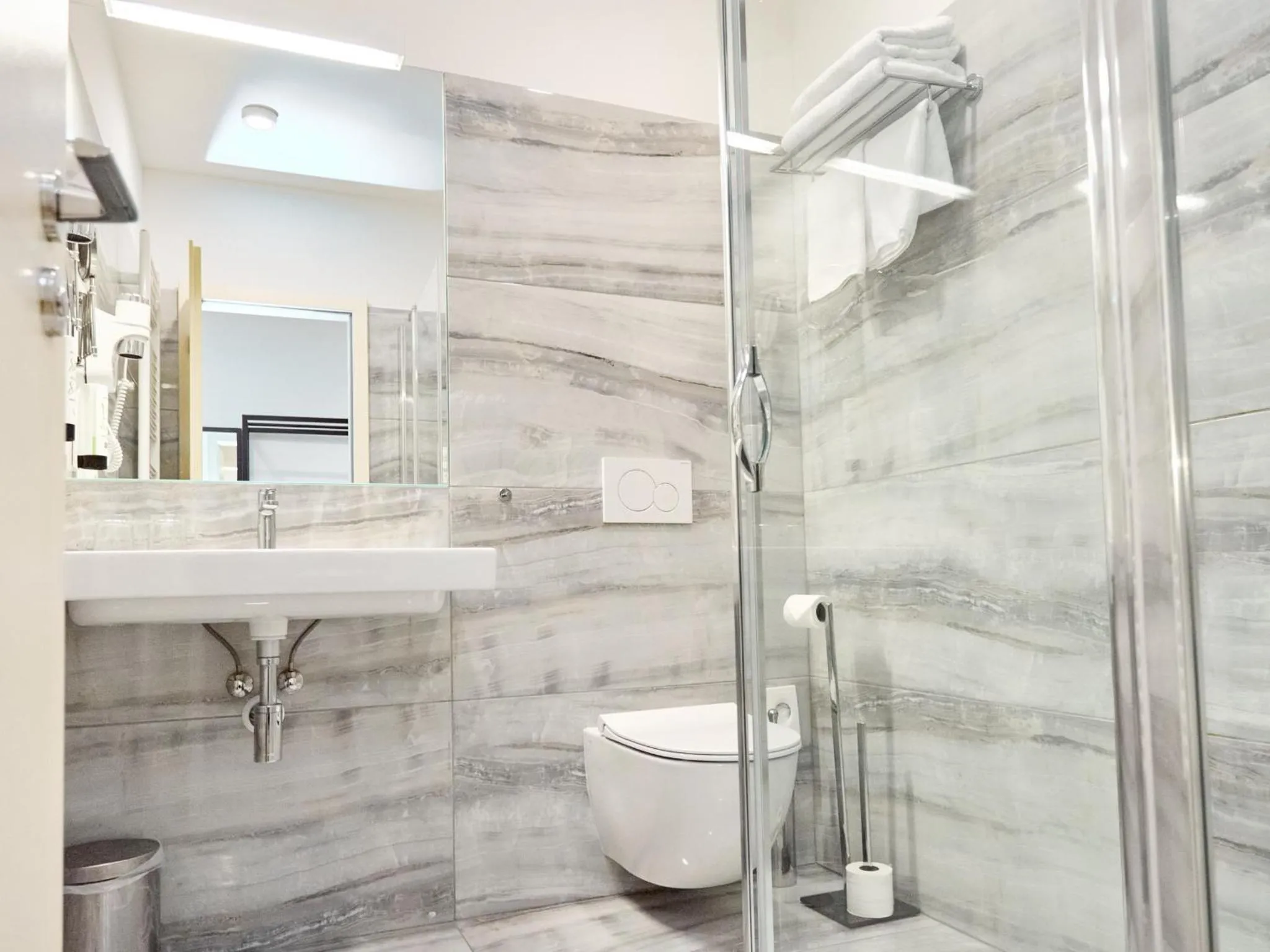 Náhled galerie Střešní dvoulůžkový pokoj 5